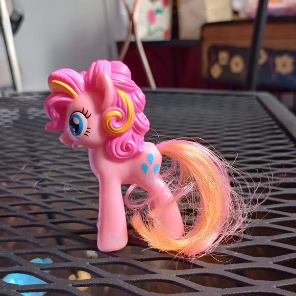 My Little Pony Toy Bundle - Picture 4 of 16
